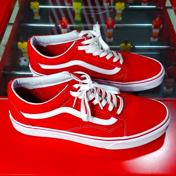 Vans - Picture 2 of 7